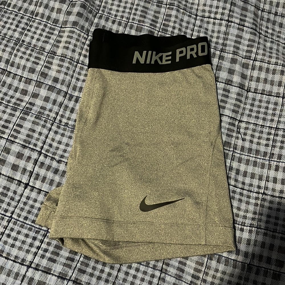 Nike Pro Spandex - Picture 3 of 4